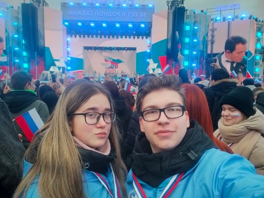 Калужане приняли участие в митинг-концерте «10 лет в родной гавани»